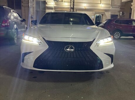 Lexus ES 300h 2020