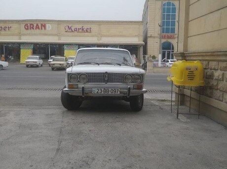 LADA (VAZ) 2103