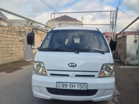 Kia Pregio 2004