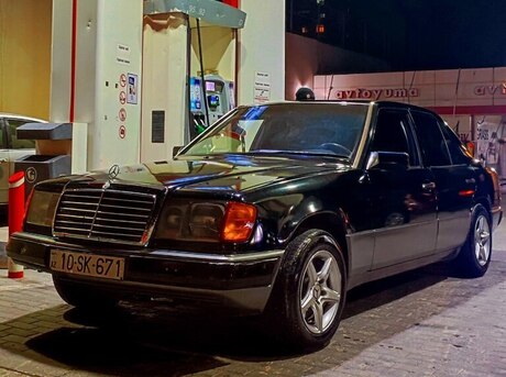 Mercedes 230 E 1990
