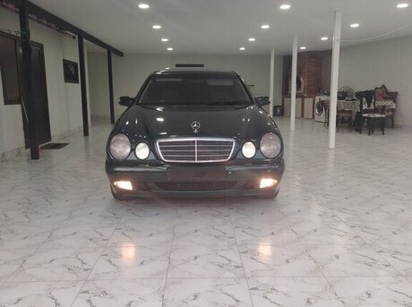 Mercedes E 220 d 2002