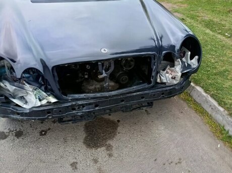 Mercedes E 240 1998