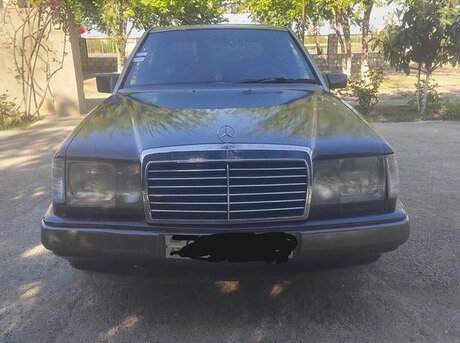 Mercedes E 220 1993