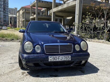 Mercedes E 240 1999