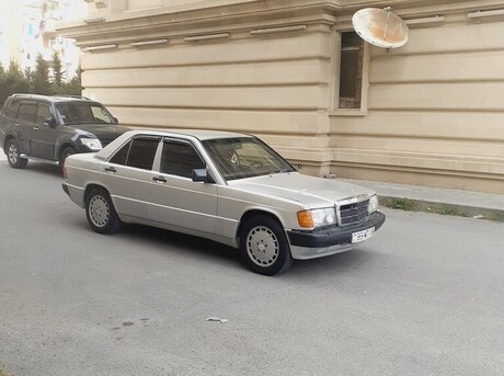 Mercedes 190 1993