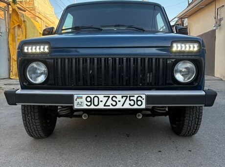 LADA (VAZ) Niva 2015