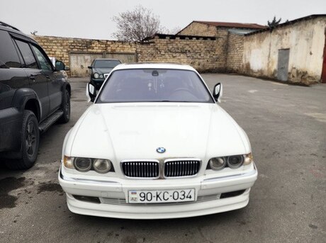 BMW 740 1999