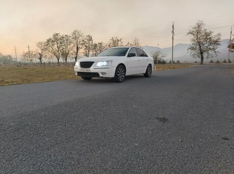 Hyundai Sonata 2008