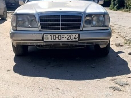 Mercedes E 300 d 1993