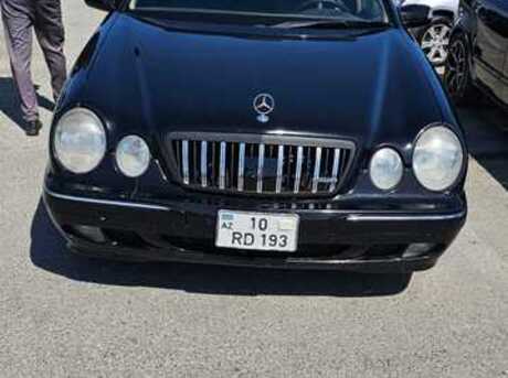 Mercedes E 320 2001