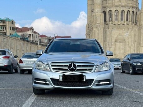 Mercedes C 180 2011