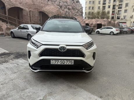 Toyota RAV4 2021