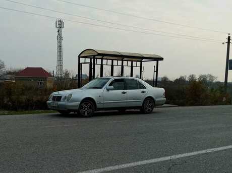 Mercedes E 230 1997