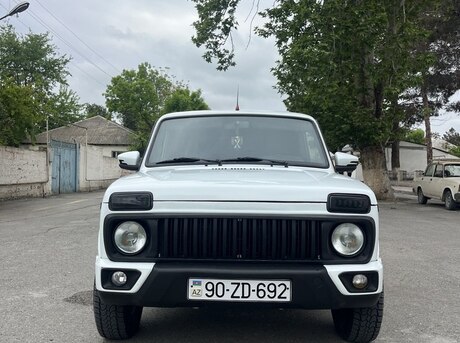 LADA (VAZ) Niva 2013