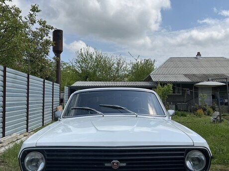 GAZ 24-10 1988