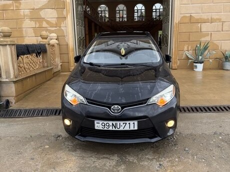 Toyota Corolla 2015