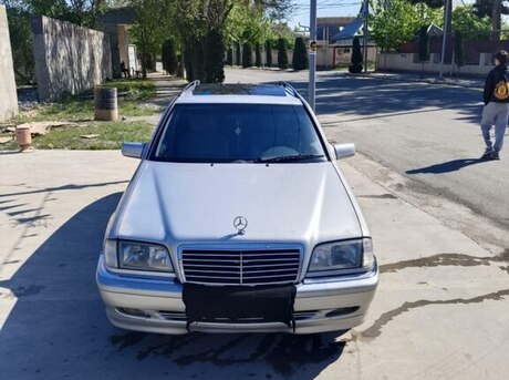 Mercedes C 220 d 2000