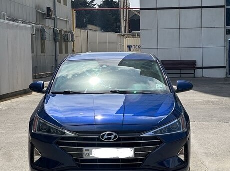 Hyundai Elantra 2020