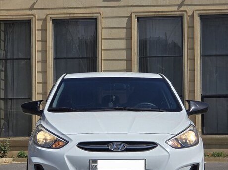 Hyundai Accent 2015