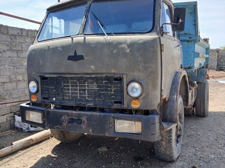 MAZ 551605