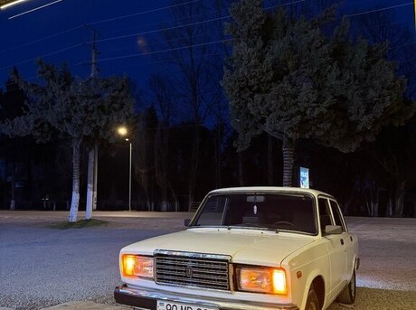 LADA (VAZ) 2107 2011