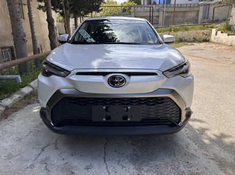 Toyota  2025
