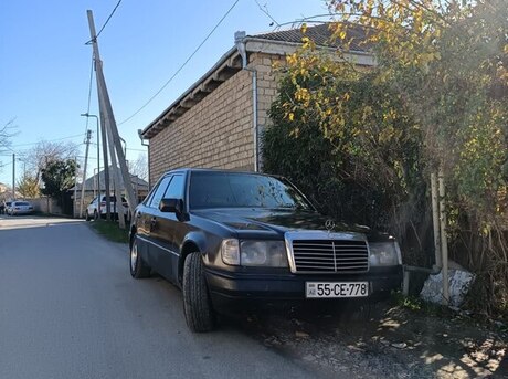 Mercedes E 290 1990
