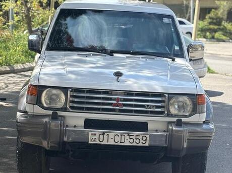 Mitsubishi Pajero 1997