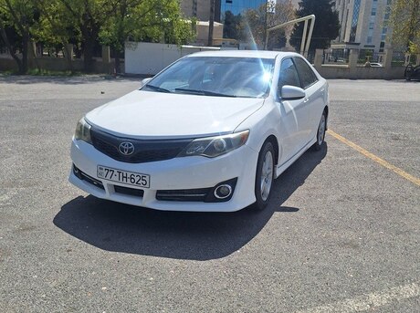 Toyota Camry 2011