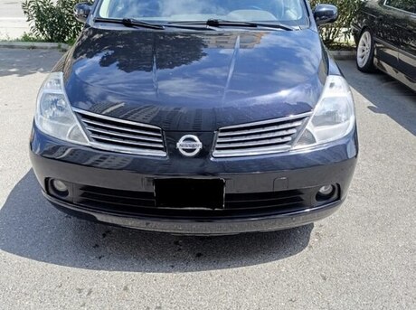 Nissan Tiida 2007