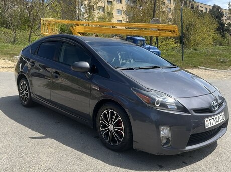 Toyota Prius 2011