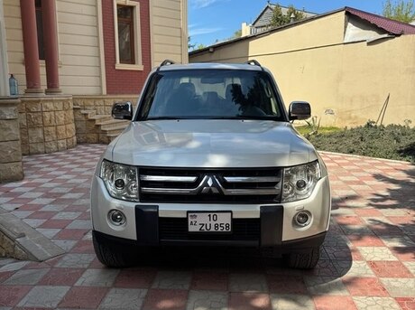 Mitsubishi Pajero 2007