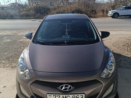 Hyundai i30 2014
