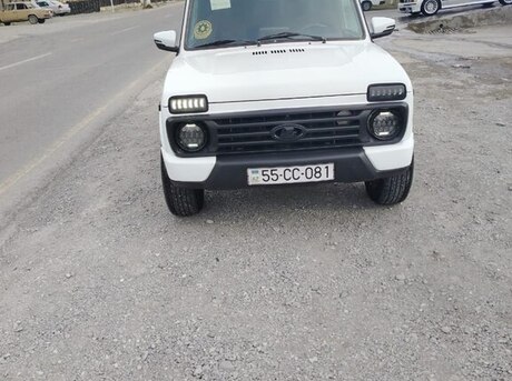 LADA (VAZ) Niva 2012