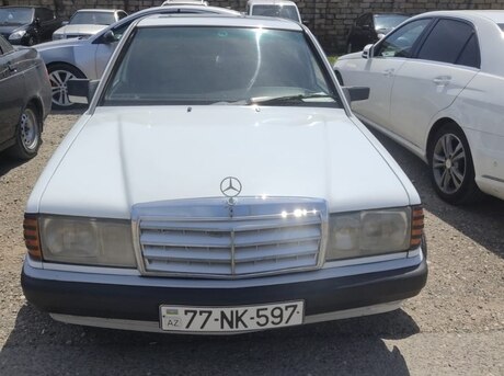 Mercedes 190 1990