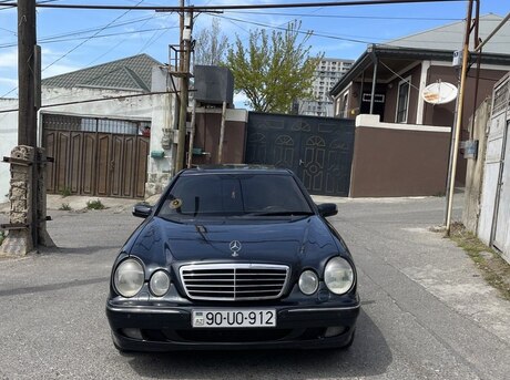Mercedes E 270 2001