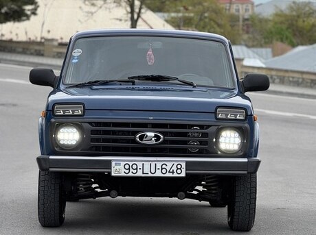 LADA (VAZ) Niva 2016