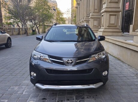 Toyota RAV4 2015