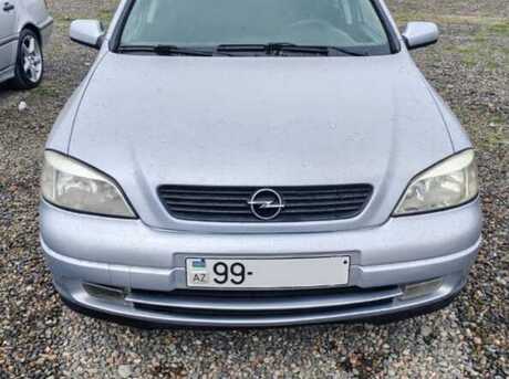 Opel Astra 2000