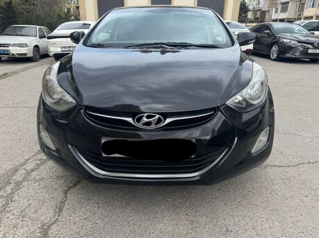 Hyundai Elantra 2011
