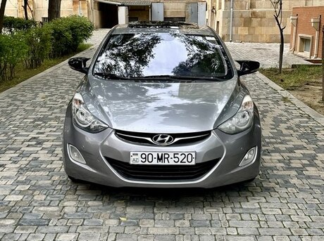 Hyundai Elantra 2012