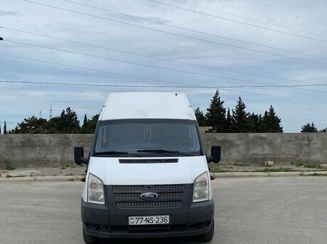 Ford Transit 2011
