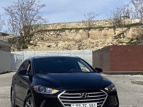 Hyundai Elantra 2016