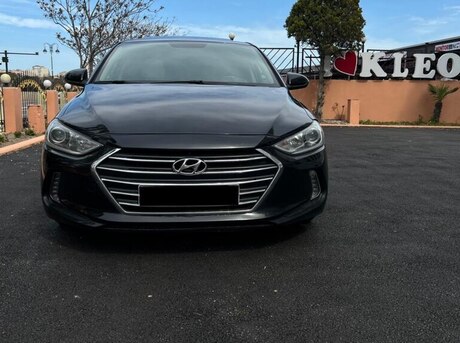 Hyundai Elantra 2017