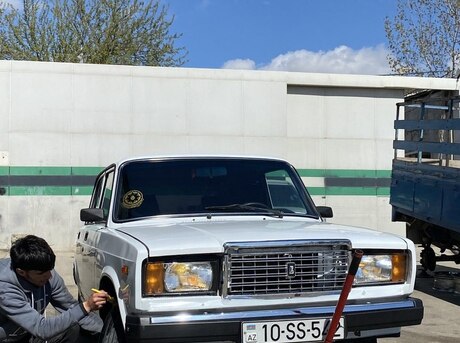 LADA (VAZ) 2107 2005