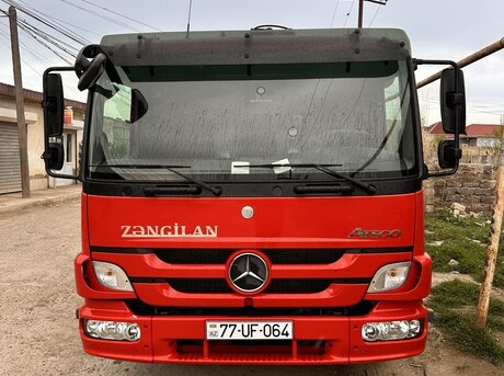 Mercedes Atego 818