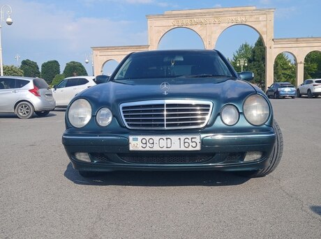 Mercedes E 240 2000