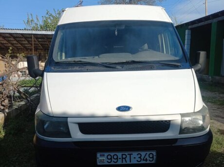 Ford Transit 2000