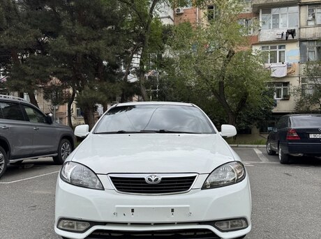 Daewoo Gentra 2014