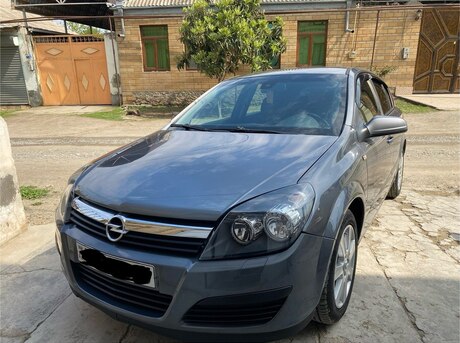 Opel Astra 2005